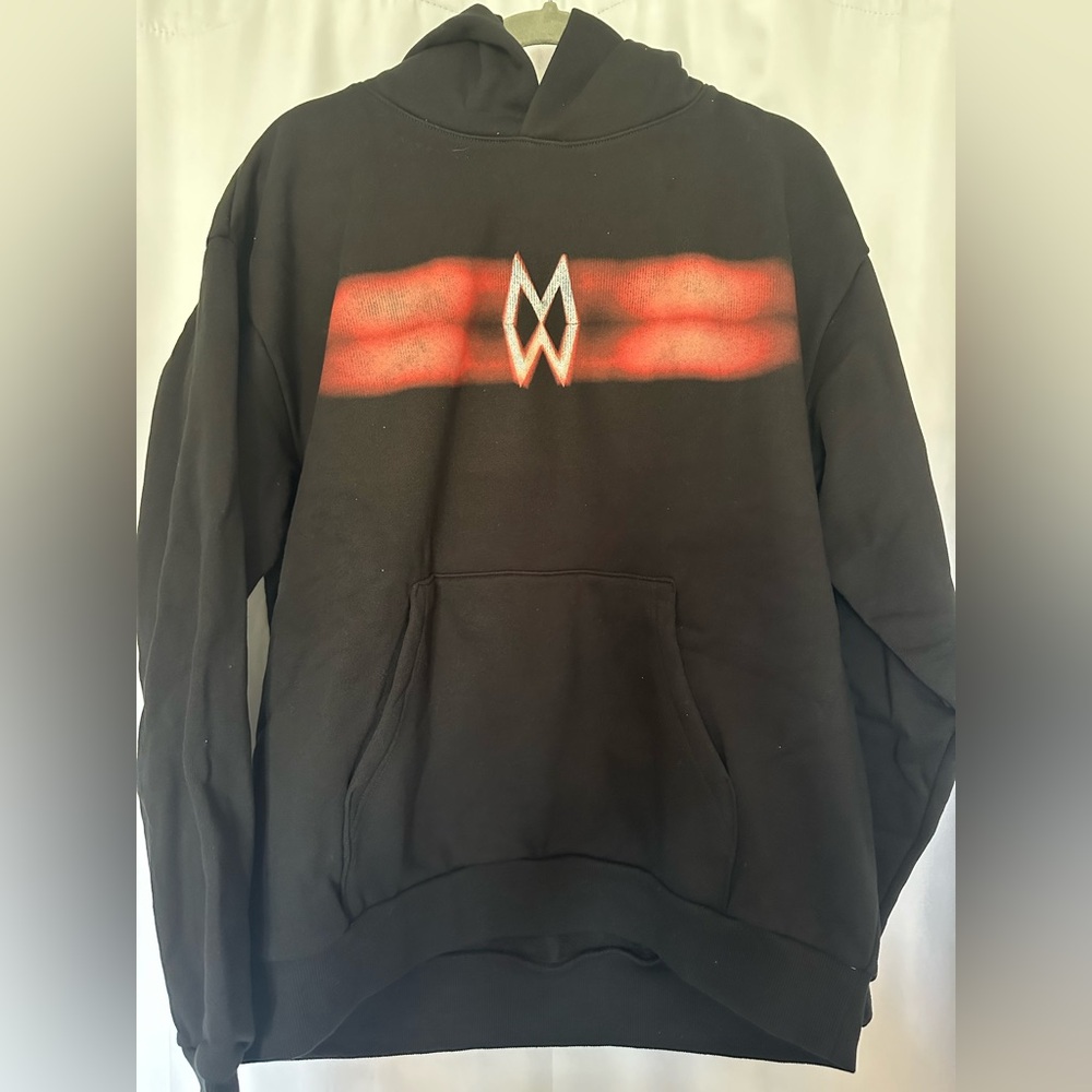 Morgan Wallen MW Black and Red Blurry Graphic Hoodie, NWOT